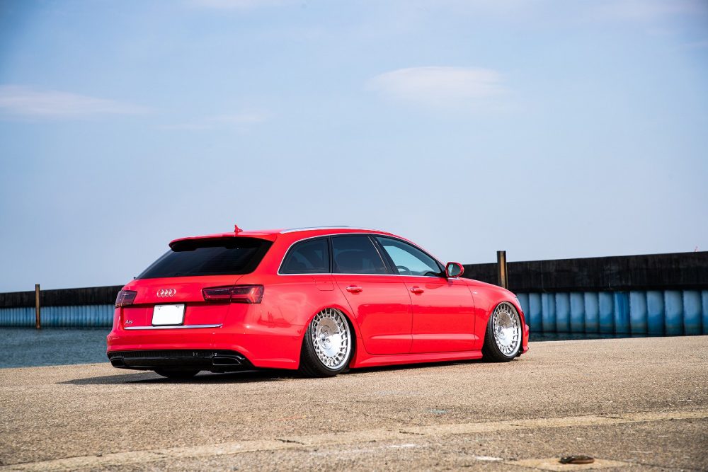 アウディ アヴァント エアサス BAGGED AUDI AVANT S-LINE シャコタン