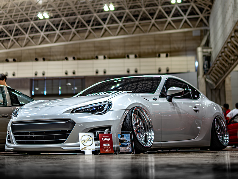 スバルBRZ  エアサス装着車