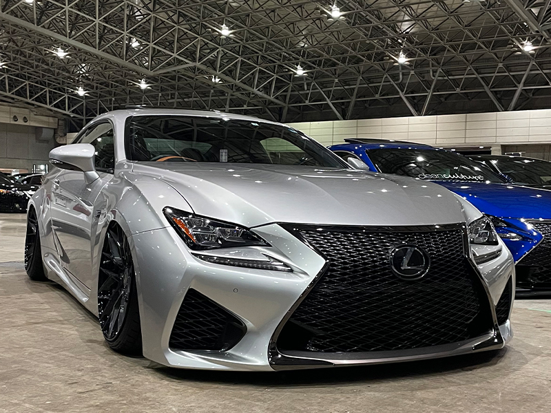 レクサス RCF エアサス装着車
