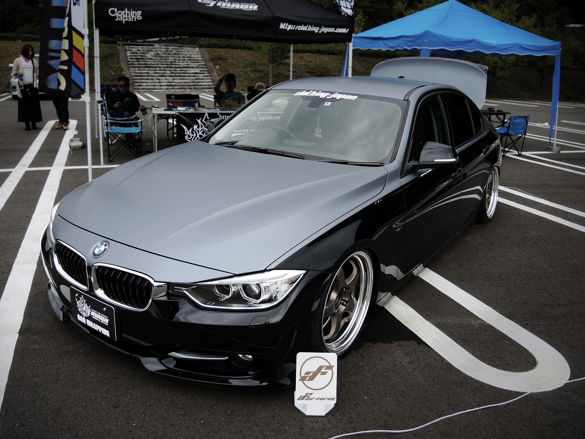 BMW ツートン　カーラッピング　エアサス　カスタム