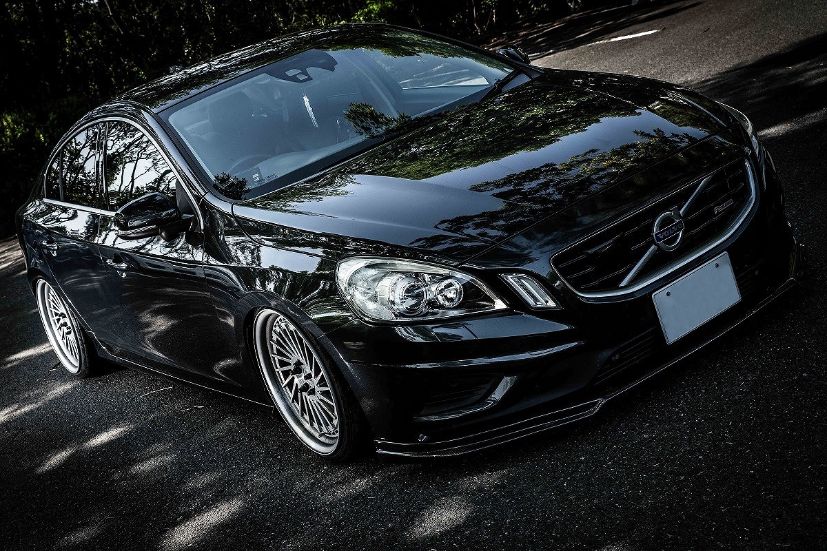 エアサス　VOLVO S60 T6 AWD R DESIGN eS4掲載