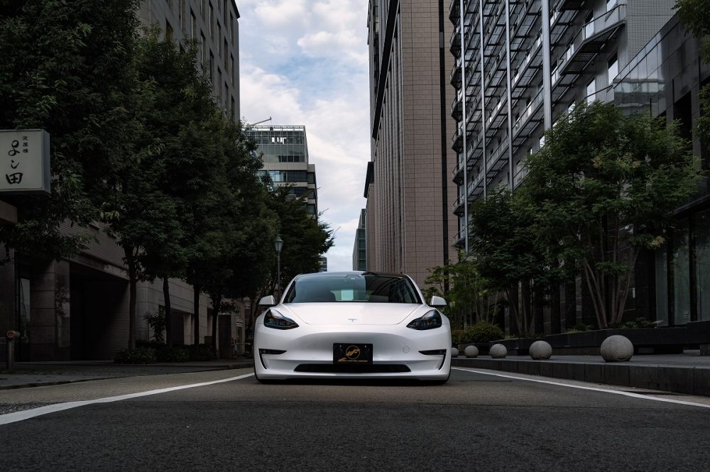 テスラ　エアサス　Bagged TESLA MODEL 3　