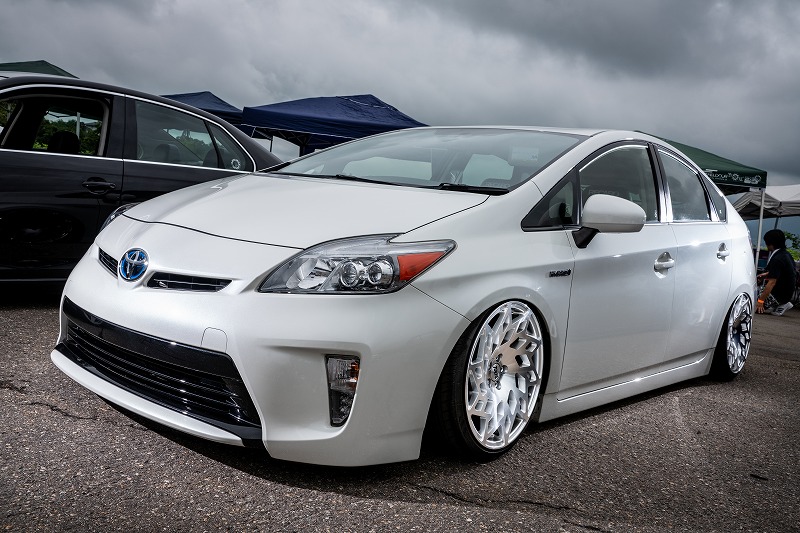 TOYOTA PRIUS　トヨタプリウス　bagged  エアサス　エアフォースサスペンション